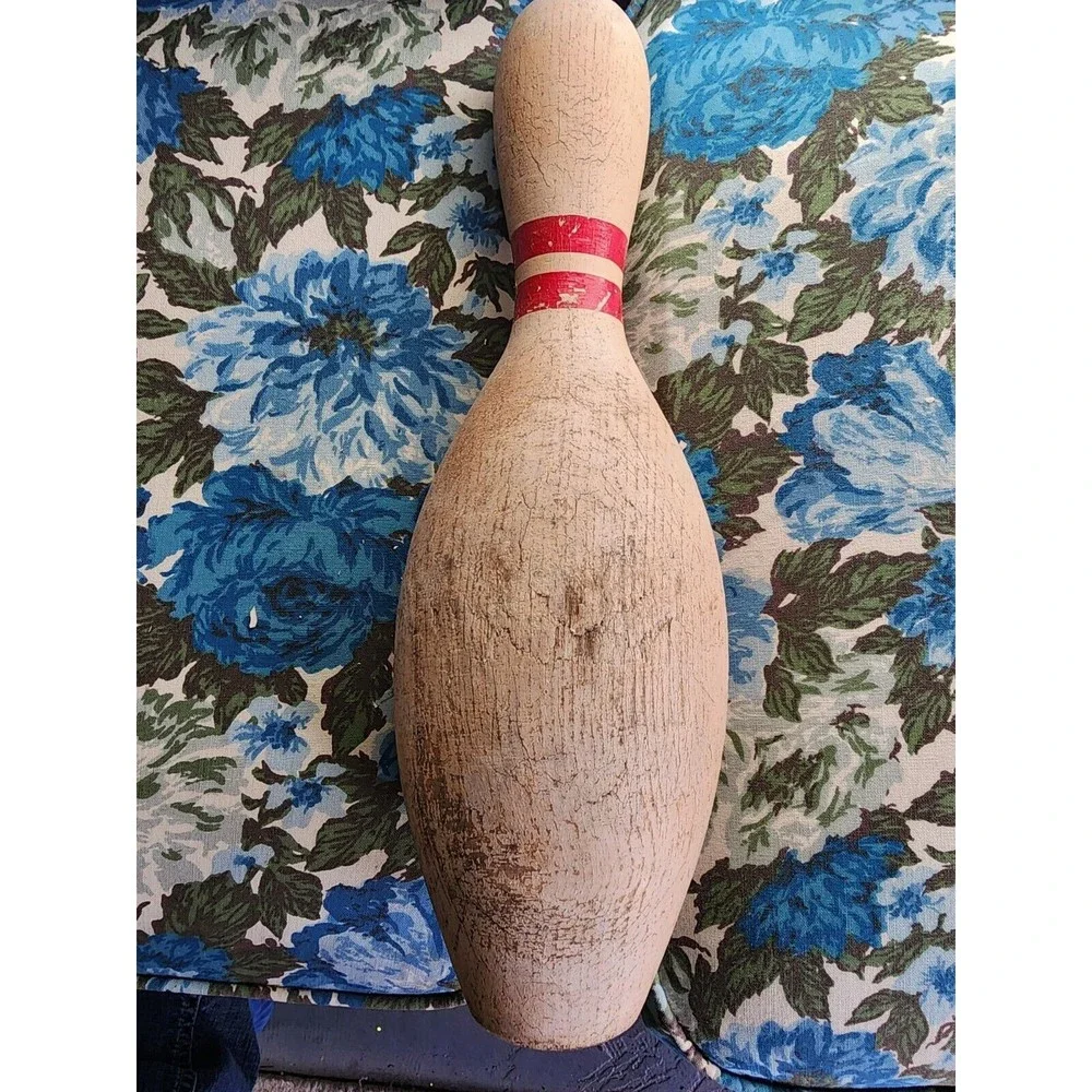 Vintage Wooden Full Size Bowling Pin Red With UnPainted Wood  Shabby Chic - Picture 2 of 7